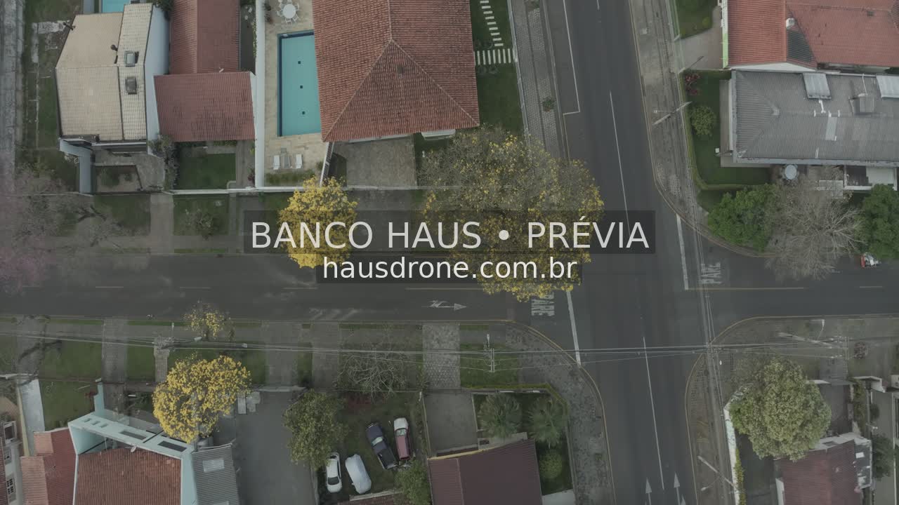Ruas e cruzamentos vistos de cima — Ahú em Curitiba, Paraná.