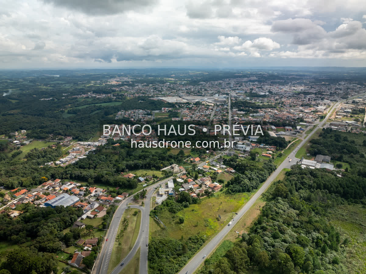 Rodovia e acessos em vista aérea — Campo Largo, Paraná, Paraná.