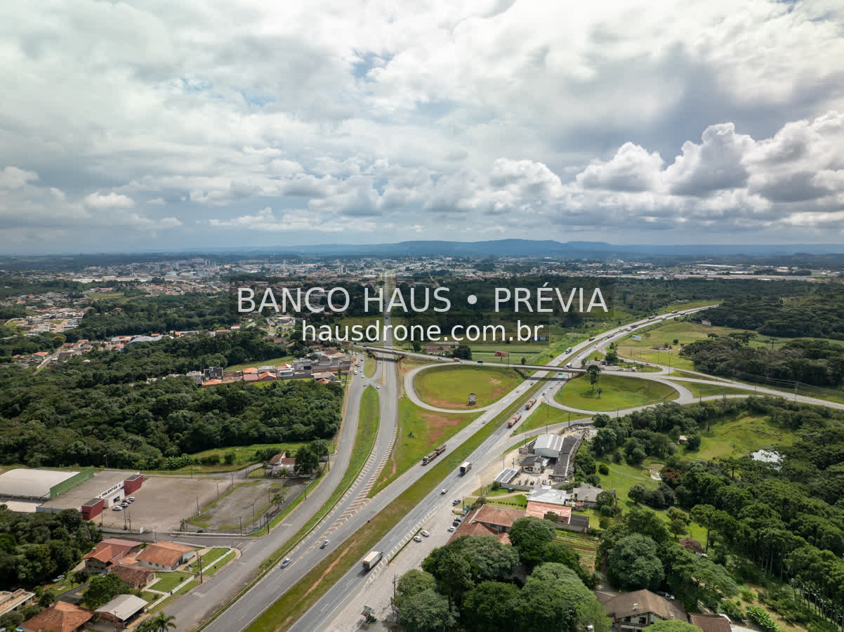 Rodovia e acessos em vista aérea — Campo Largo, Paraná, Paraná.