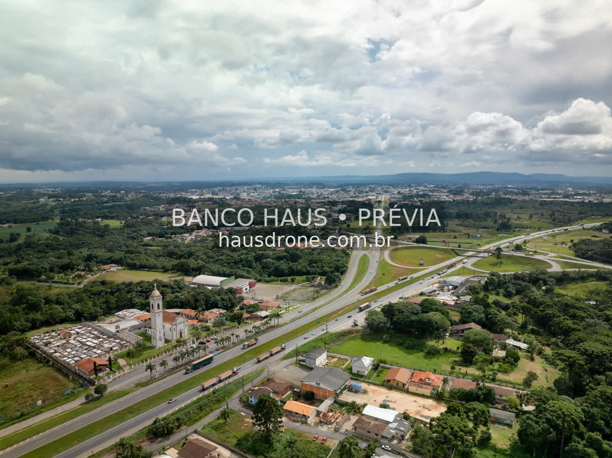Rodovia e acessos em vista aérea — Campo Largo, Paraná, Paraná.