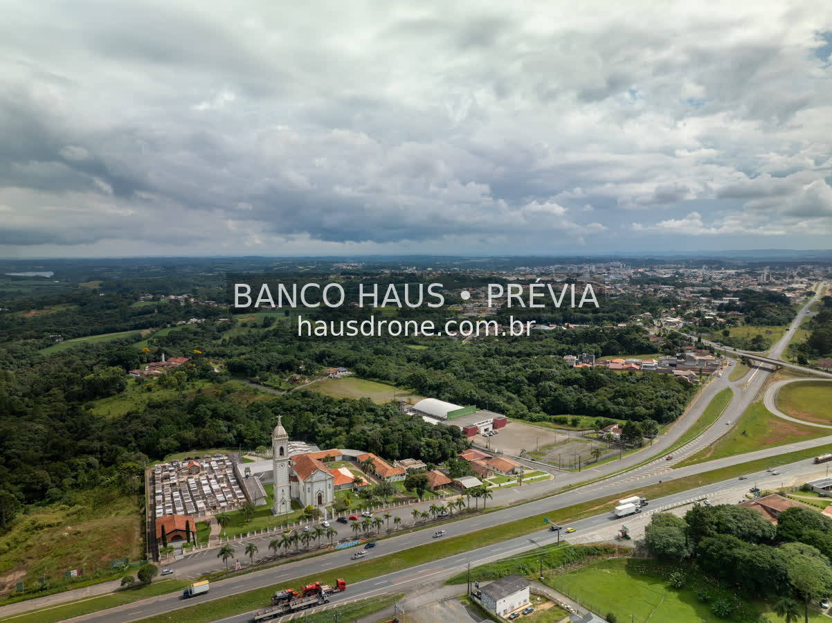 Rodovia e acessos em vista aérea — Campo Largo, Paraná, Paraná.