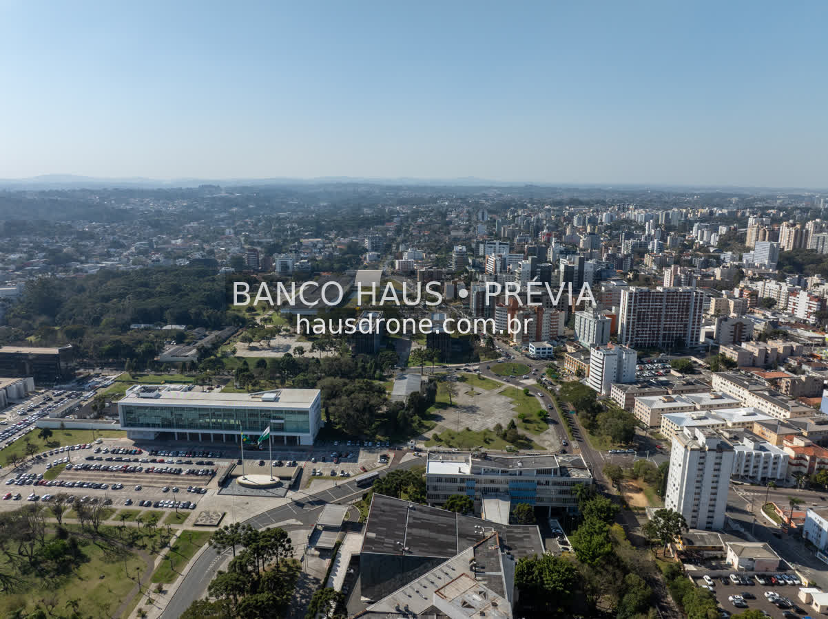 Edifícios e paisagem urbana — Centro Cívico em Curitiba, Paraná.
