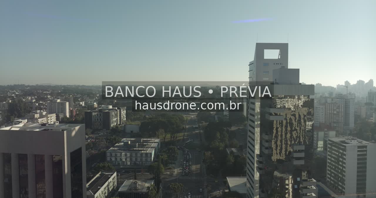 Edifícios e paisagem urbana — Centro Cívico em Curitiba, Paraná.