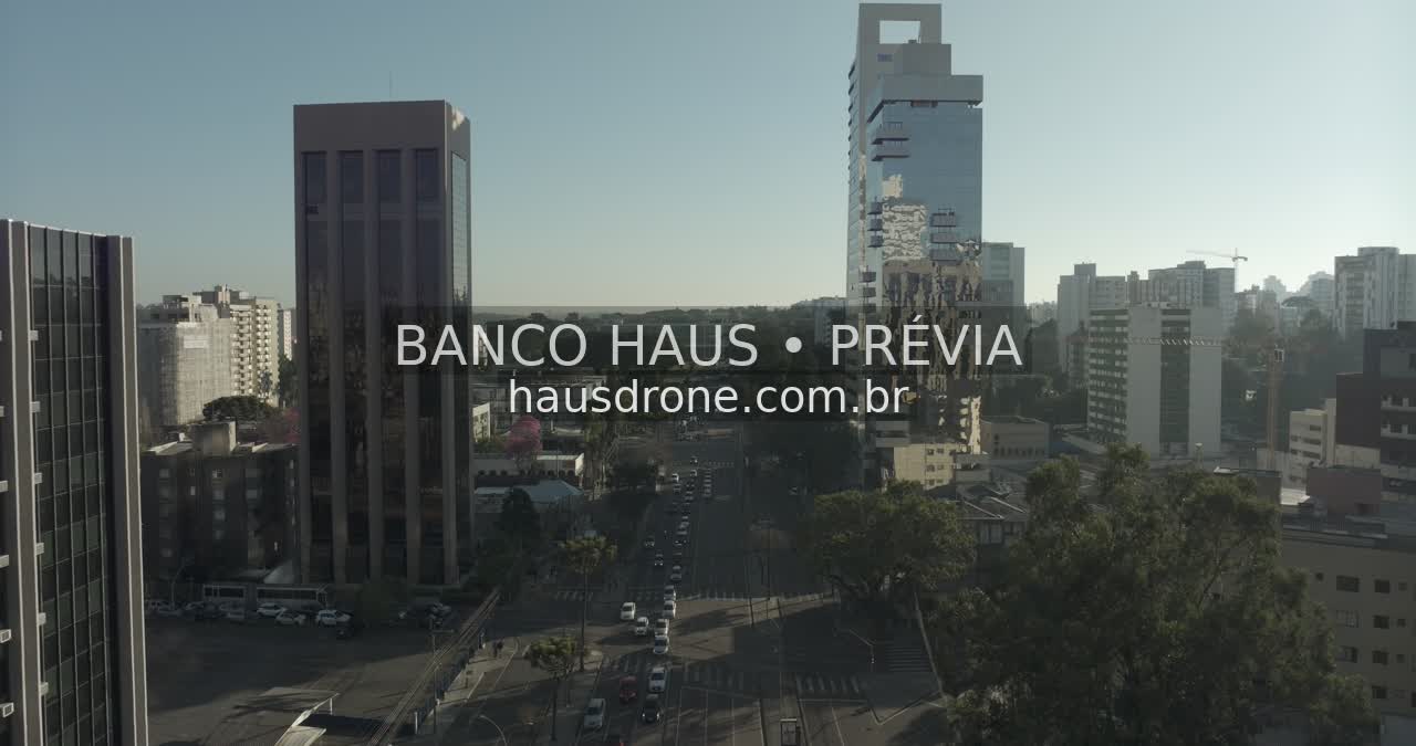 Edifícios e paisagem urbana — Centro Cívico em Curitiba, Paraná.
