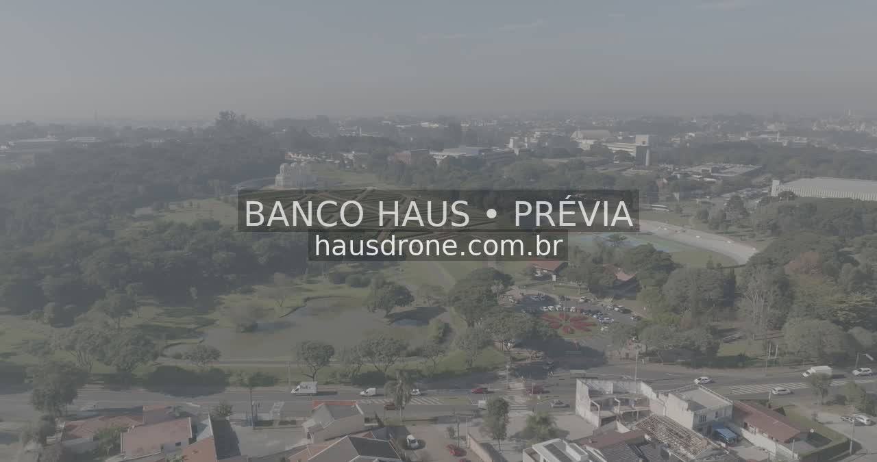 Estufa e jardins em vista aérea — Jardim Botânico de Curitiba, Paraná.