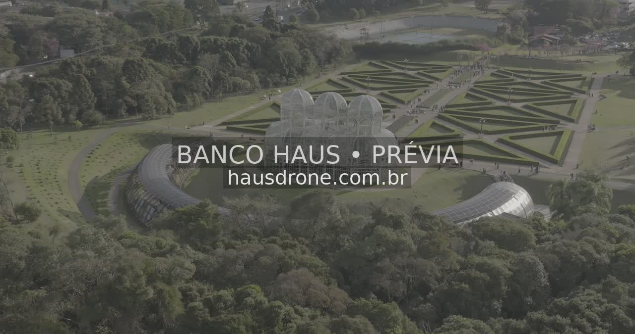 Estufa e jardins em vista aérea — Jardim Botânico de Curitiba, Paraná.