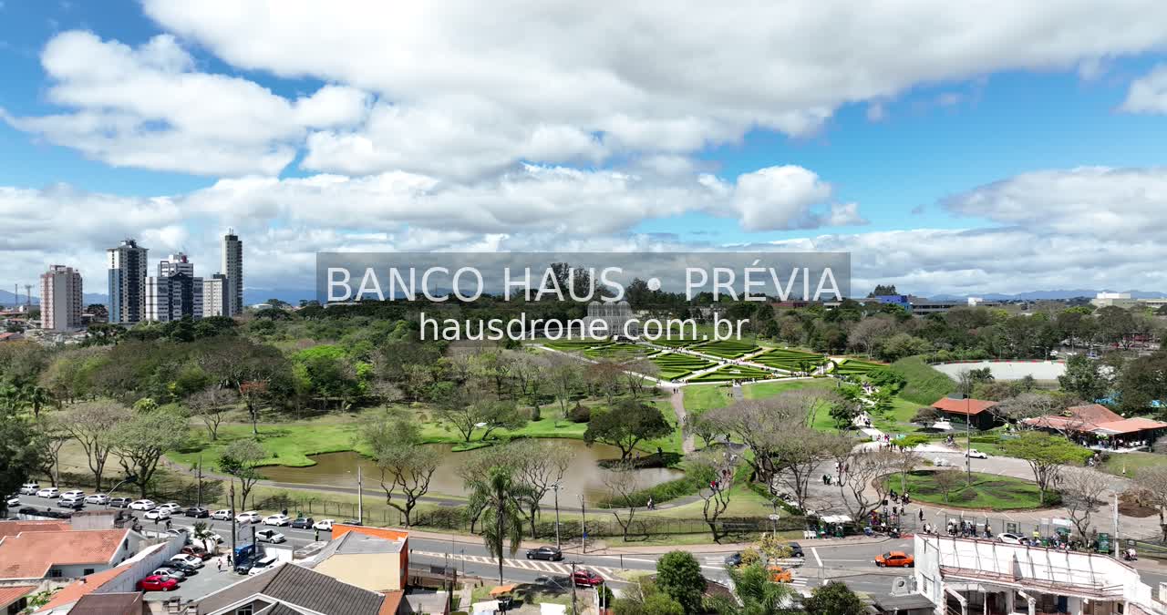 Estufa e jardins em vista aérea — Jardim Botânico de Curitiba, Paraná.