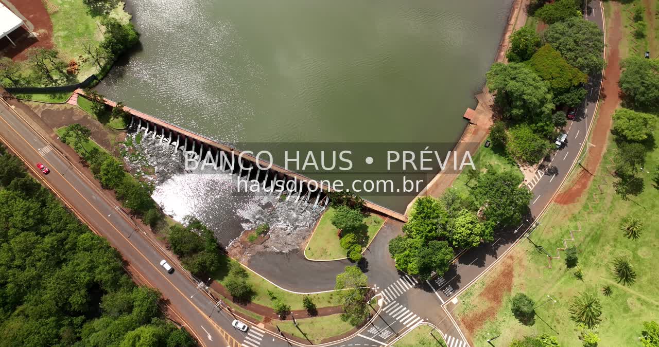 Barragem e água em vista aérea — Londrina e região, Paraná, Paraná.