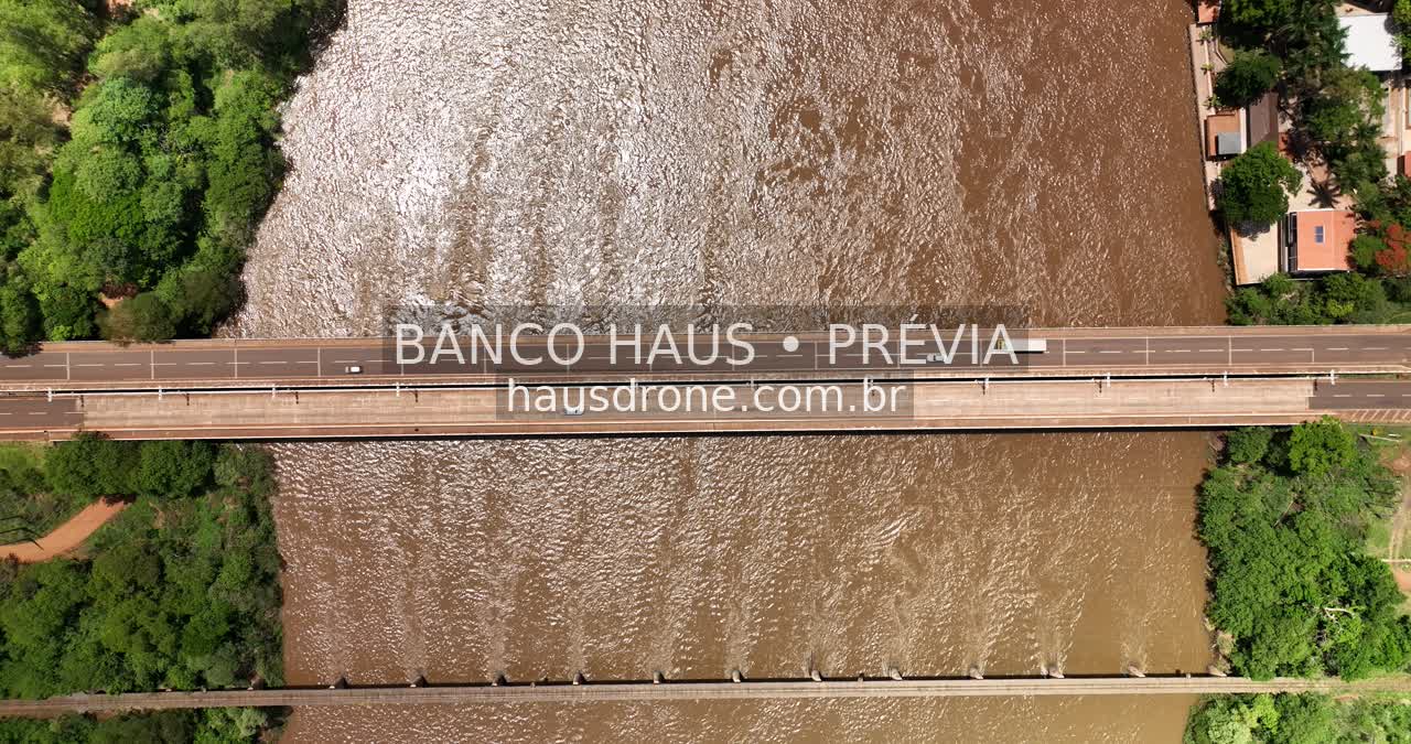Ponte sobre o rio — Londrina e região, Paraná, Paraná.