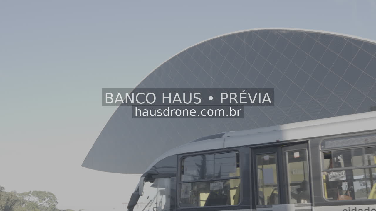 Detalhe da estrutura em forma de olho — Museu Oscar Niemeyer em Curitiba, Paraná.