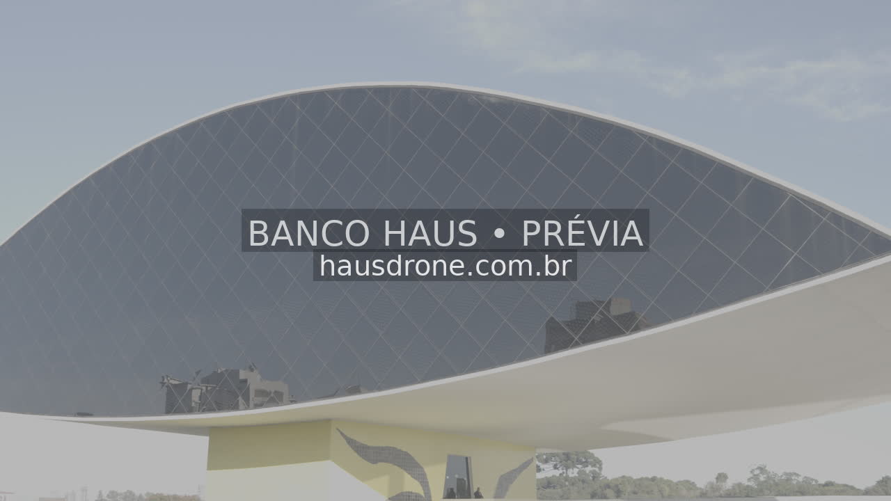 Detalhe da estrutura em forma de olho — Museu Oscar Niemeyer em Curitiba, Paraná.